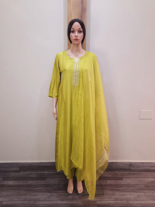 Mustard Dola Silk Partywear Stylish Dupatta Set