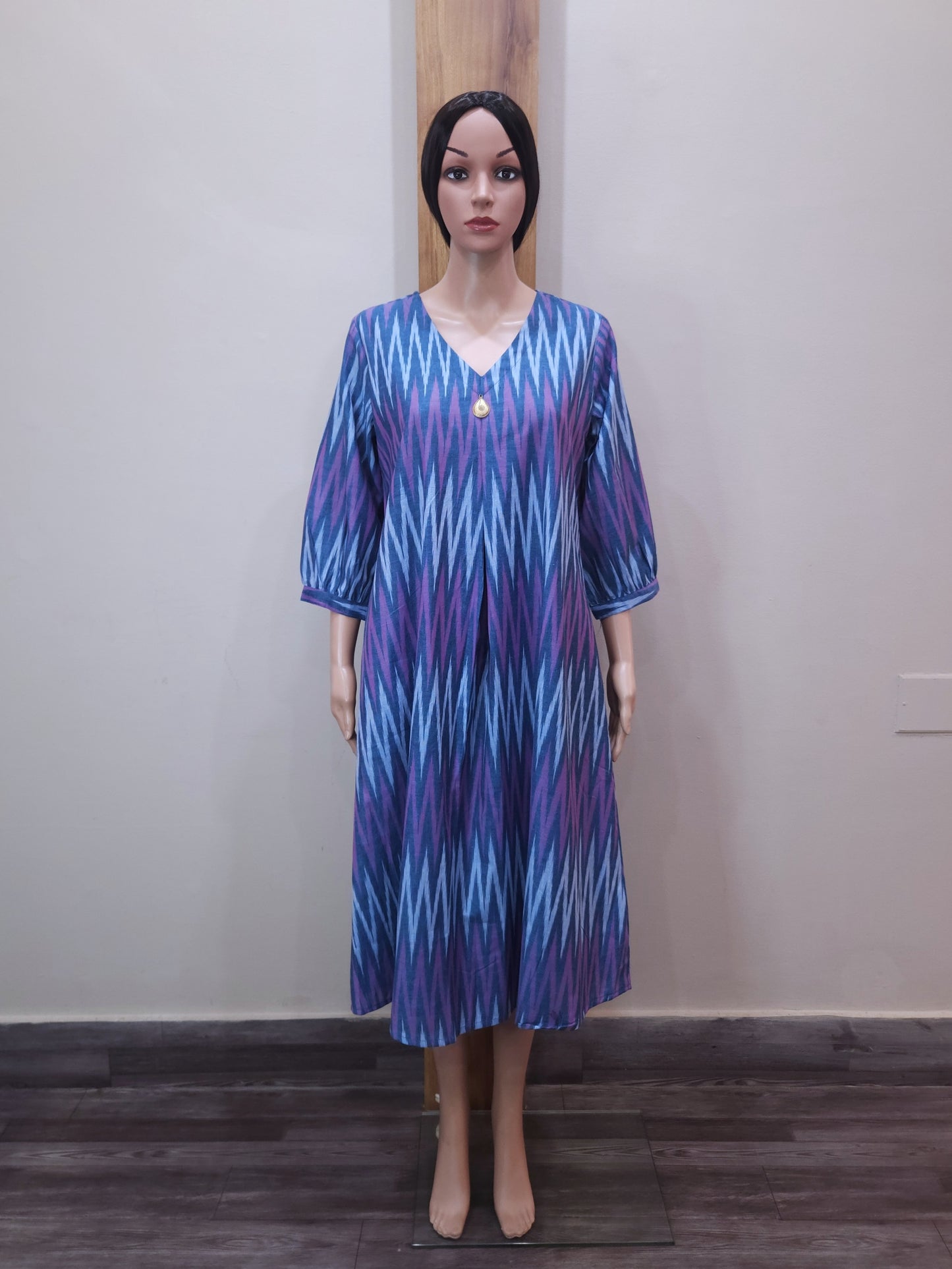 Blue Pink Zigzag Cotton V Neck Kurti