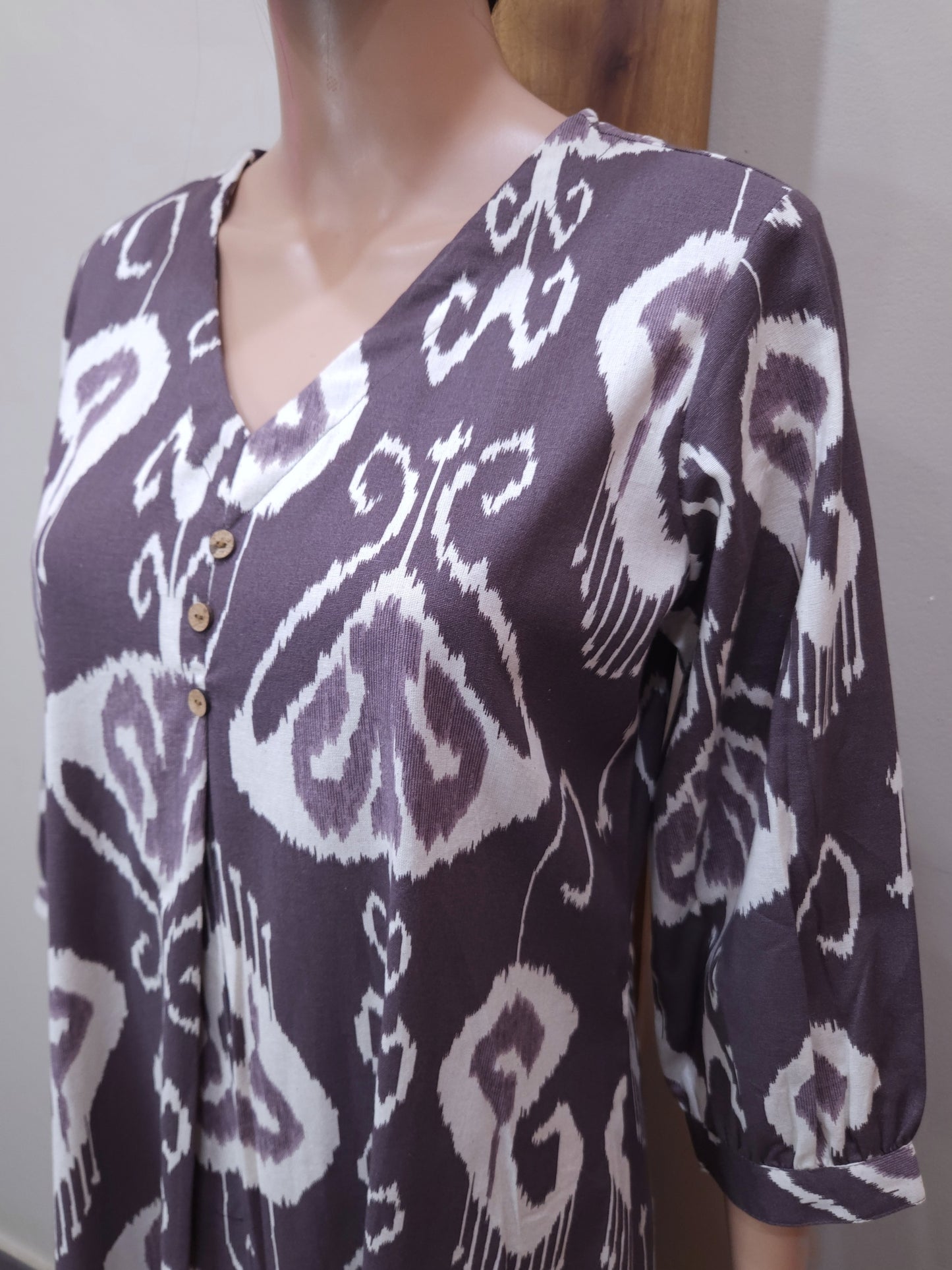 Brown Cotton V Neck Kurti