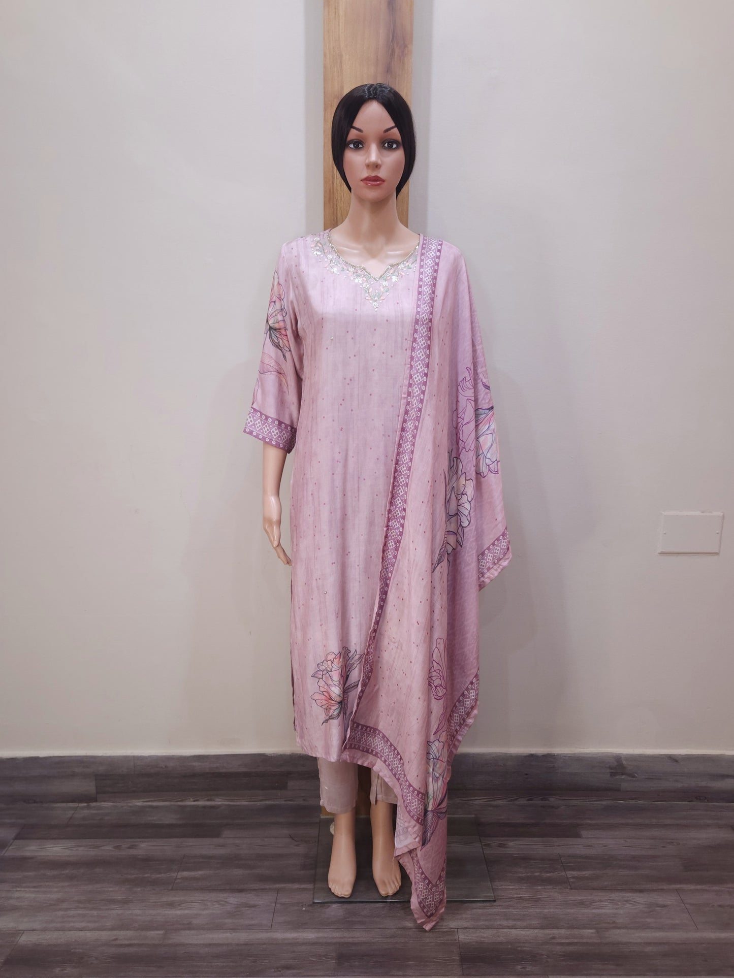 Peach Muslin Partywear Stylish Dupatta Set