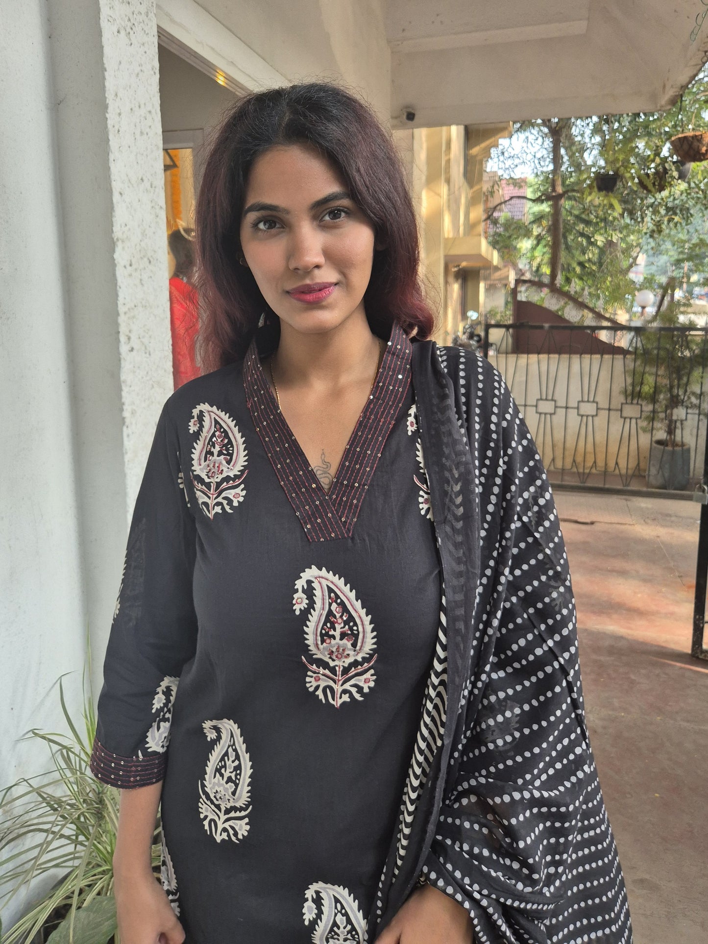 Black V Neck Dupatta Set