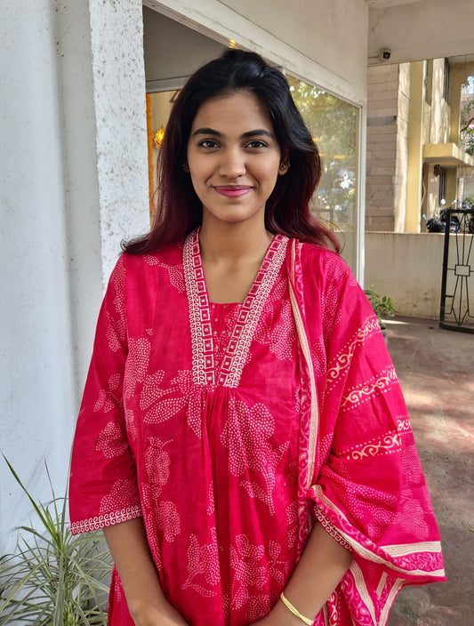 Pink Cotton V Neck Dupatta Set