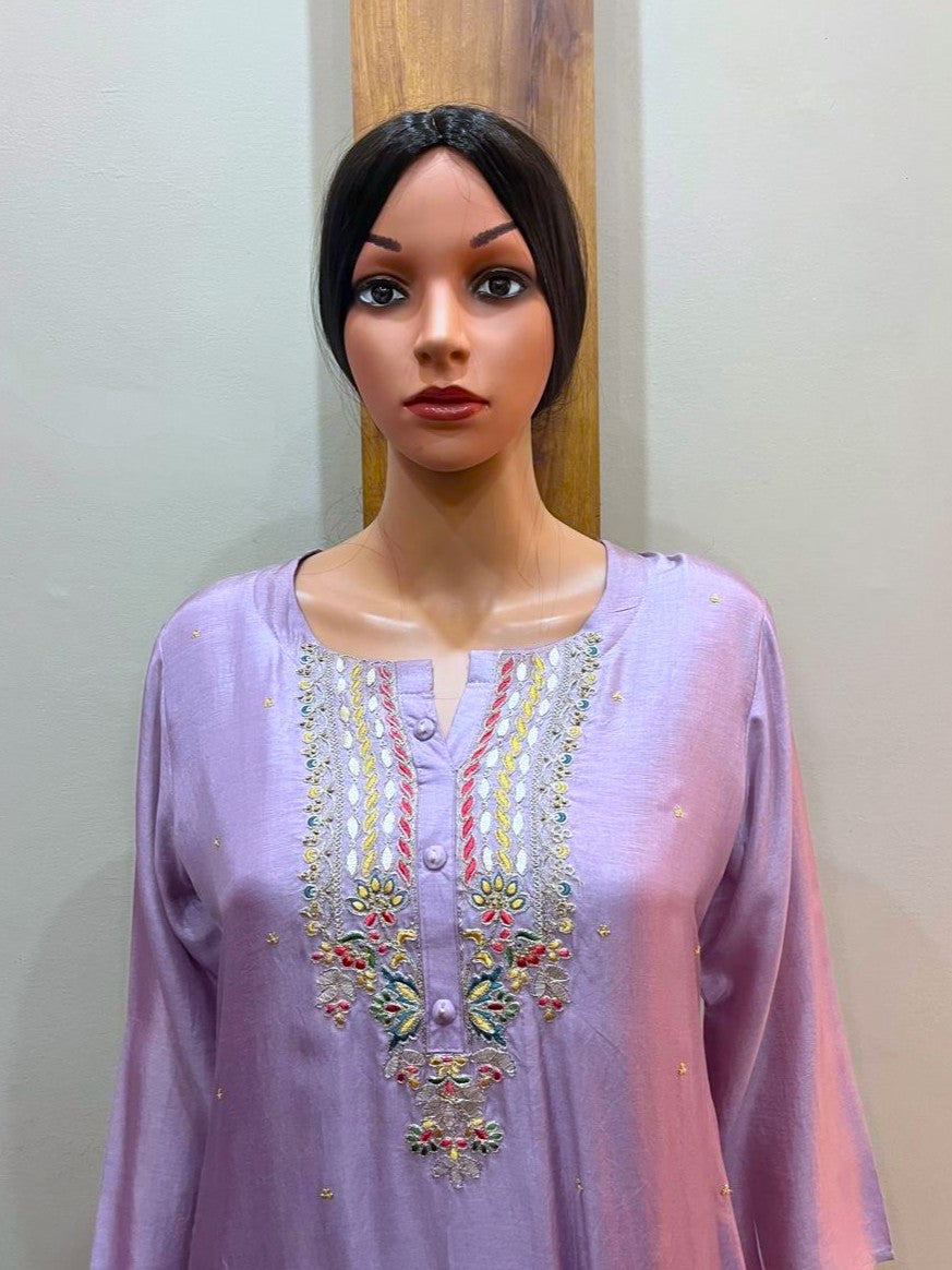 Lavender Dola Silk Kurta with Pant and Russian Silk Printed Dupatta