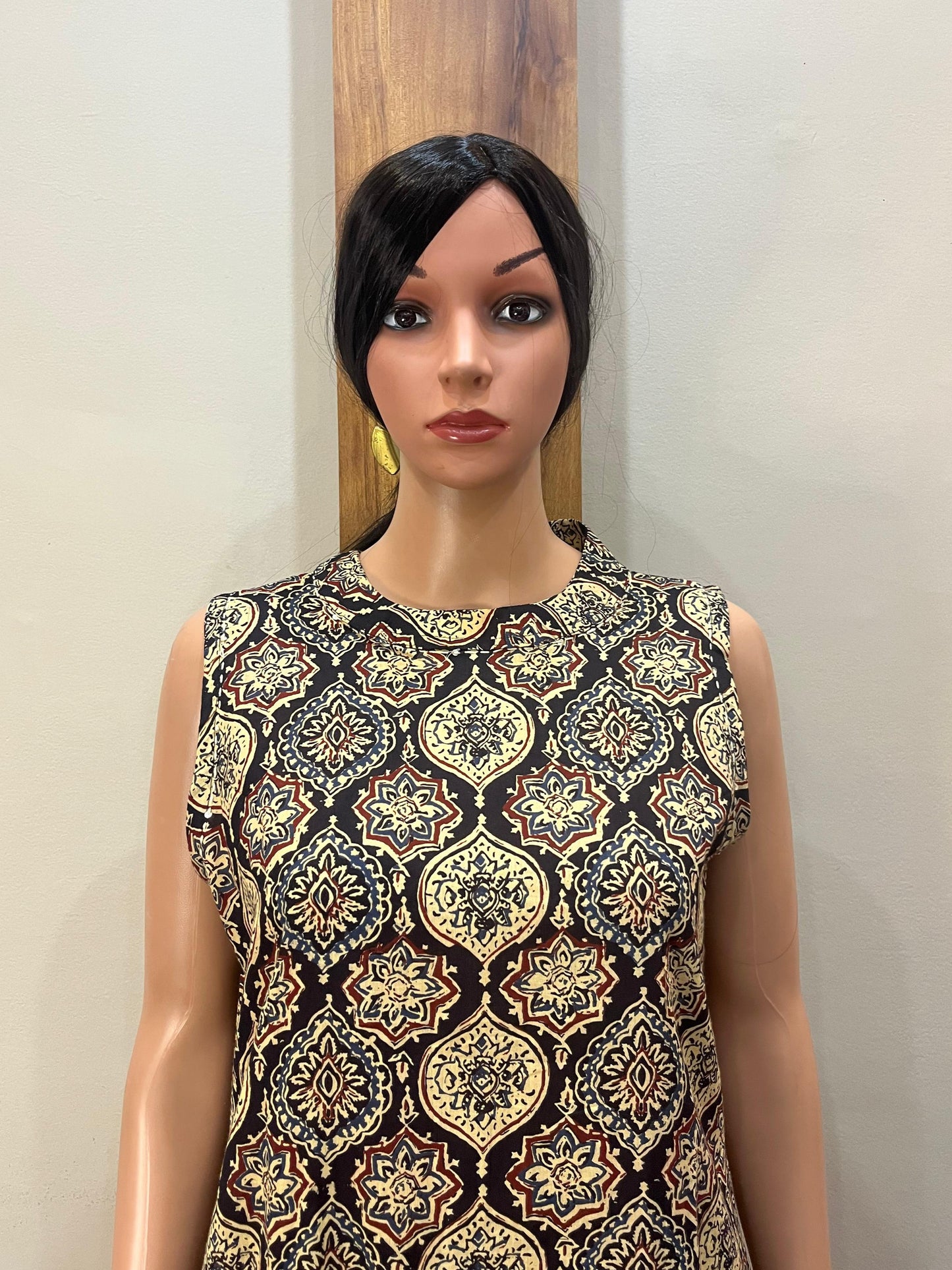 Blue kalamkari sleevesless ps