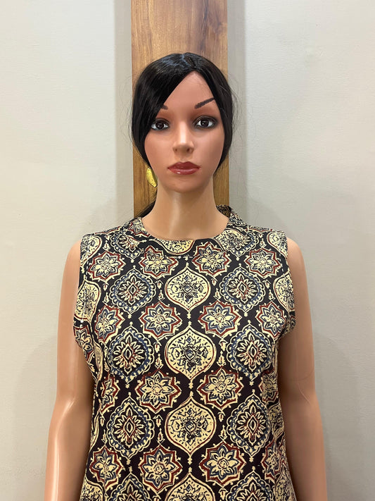 Blue kalamkari sleevesless ps